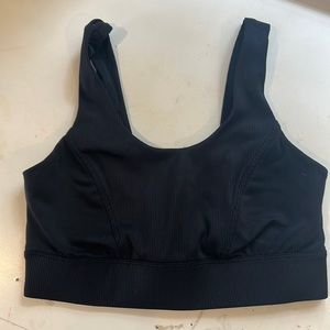 Ribbed black sports bra